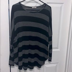 Black and gray tunic sweater